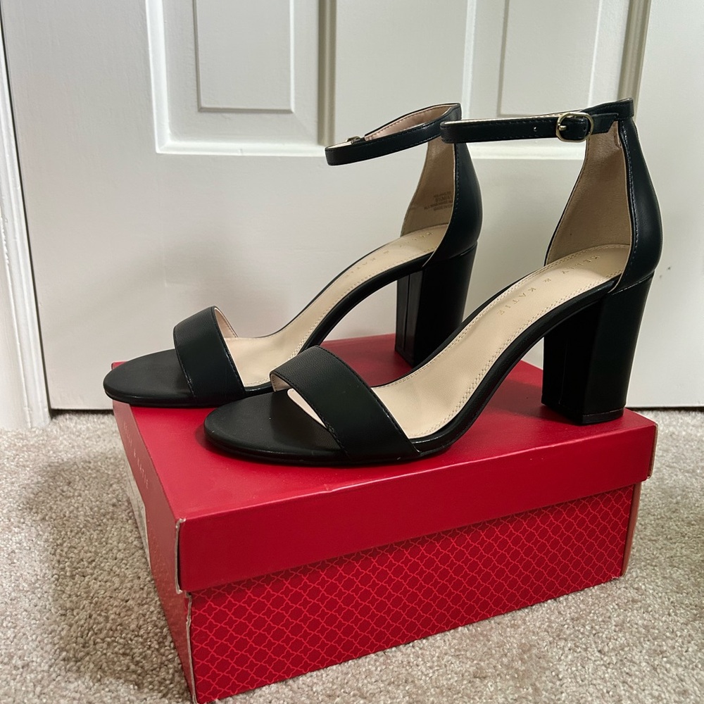 Kelly & Katie Black Ankle Strap Heels size 9.5. Like new!